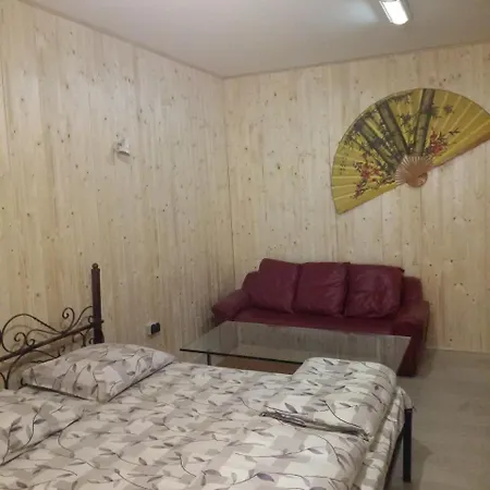 Bandera 37 центр вокзал неподолік