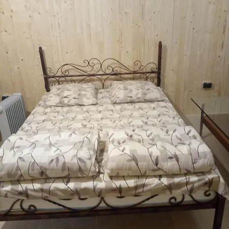 On Stepana Bandery 37 постійне електропостачання Apartment Lviv